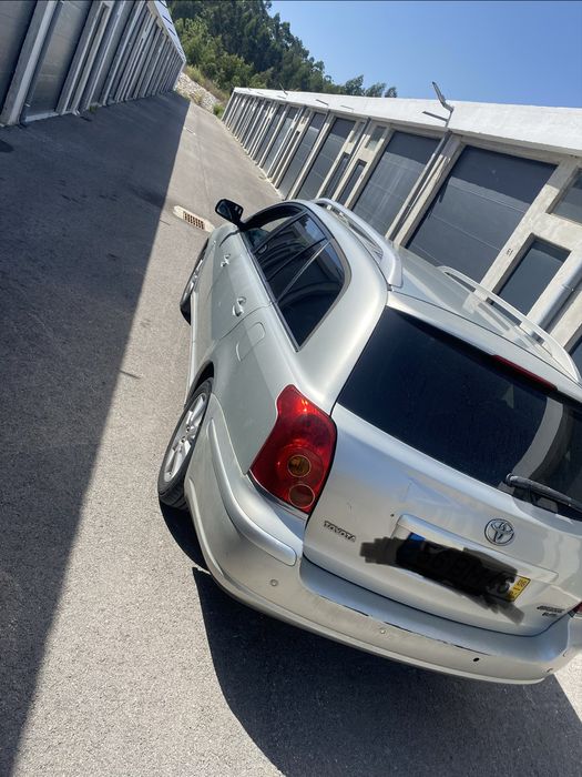 Toyota avensis 2.0 em perfeito funcionamento