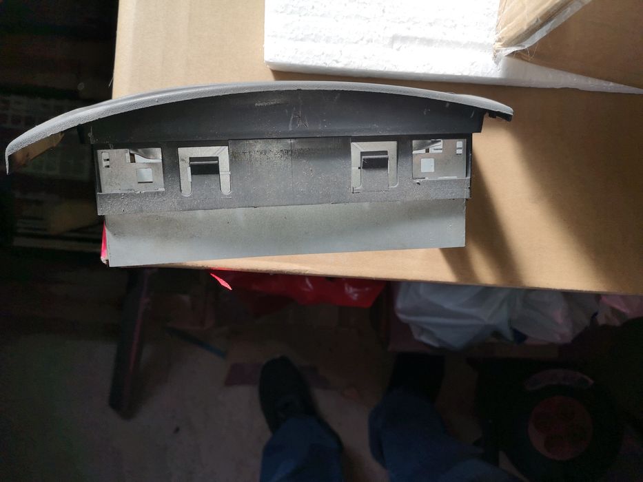 Frente radio Mégane 1