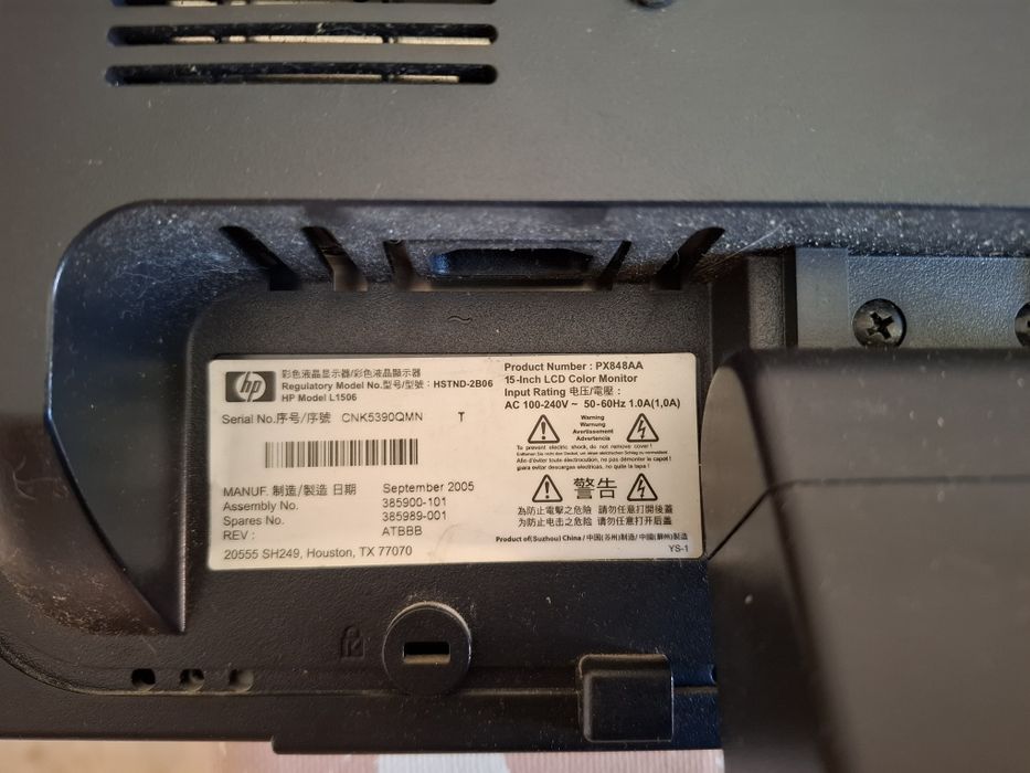 Monitor HP de 15" a funcionar sem problemas entrada VGA