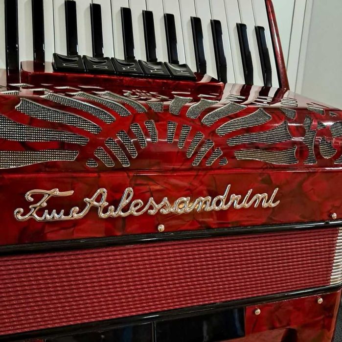 Acordeão Fratelli Alessandrini - Itáliano - 34 Teclas/72 Baixos.(NOVO)
