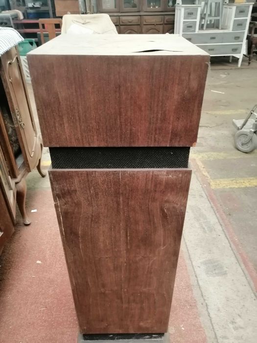 Coluna de som 1972 JBL S109 a testar