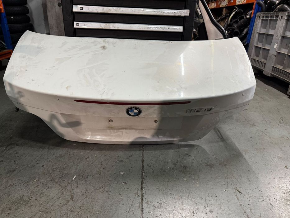 Tampa da Mala Bmw serie 1 cabrio de 2009
