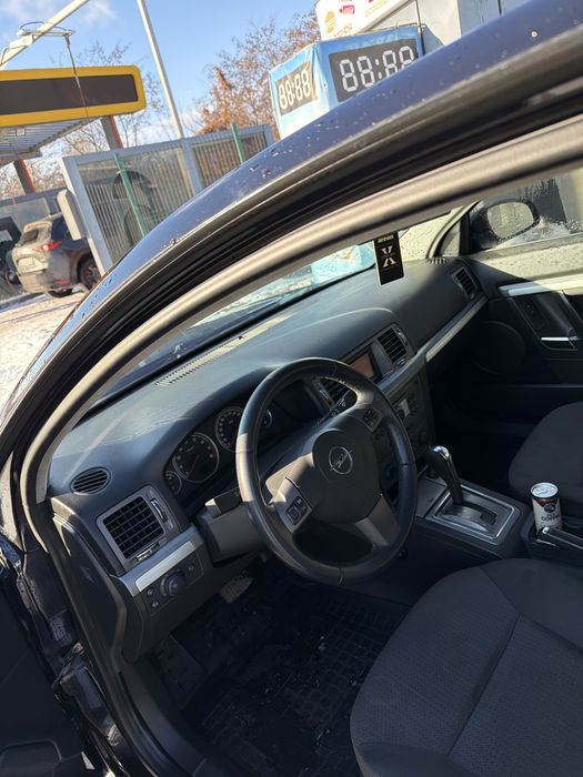Opel Vectra 2.2 автомат