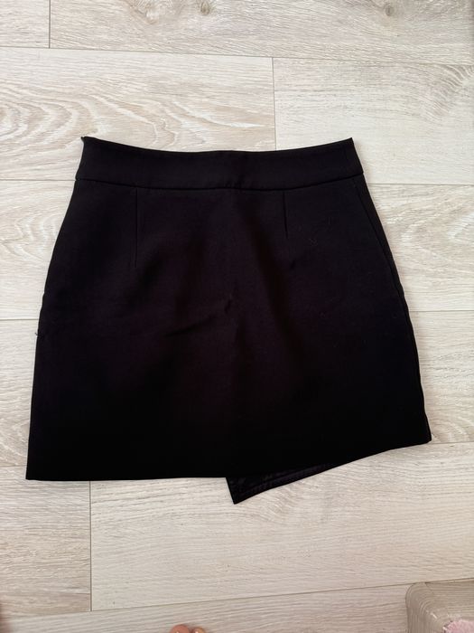 Міні спідниця