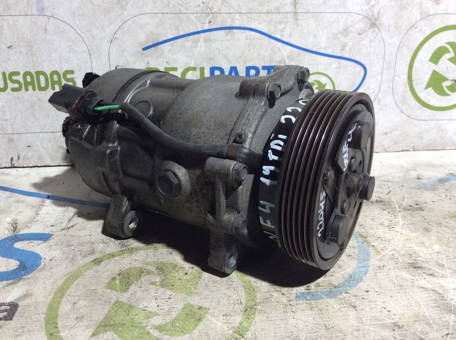Compressor AC Volkswagen Golf IV