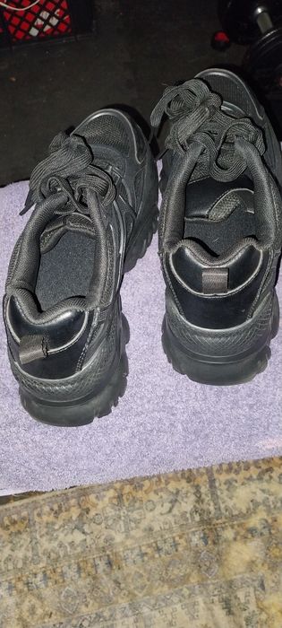 Tennis completamente novos n.41