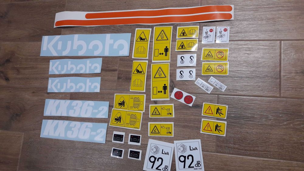 Naklejki kubota 36-2 kubota u17-3&