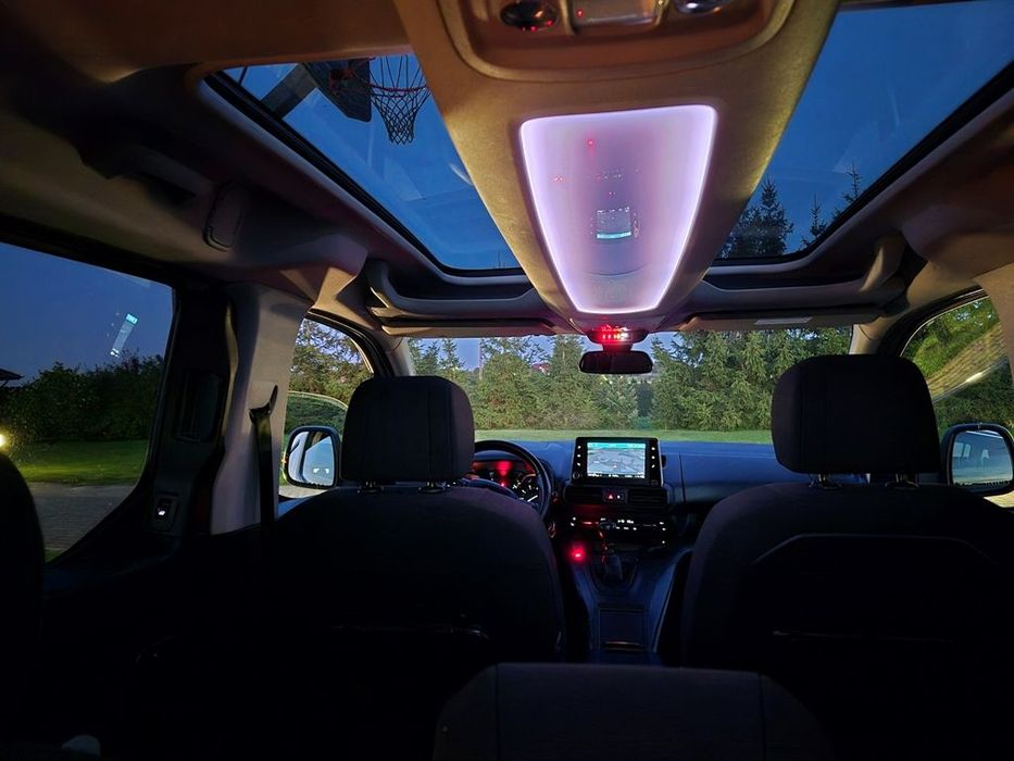 Citroën Berlingo Citroen Berlingo 2019 5 osobowy  HDI Bardzo Oszczędny Panorama Nav Led