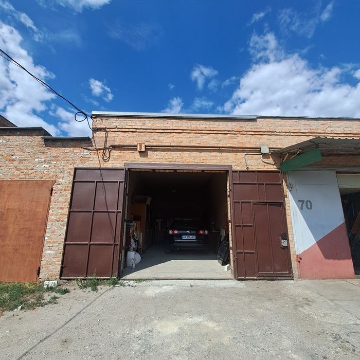 Продаж гаража під комерцію