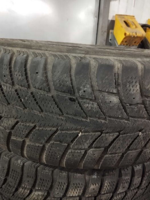 Терміново хочу продати шини R15 195/55 Nokian б.у Ціну      знижено