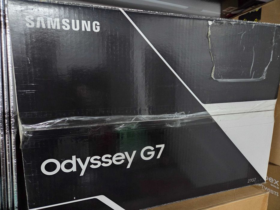 Samsung Odyssey G7 27 1ms QHD 2560x1440 240Hz