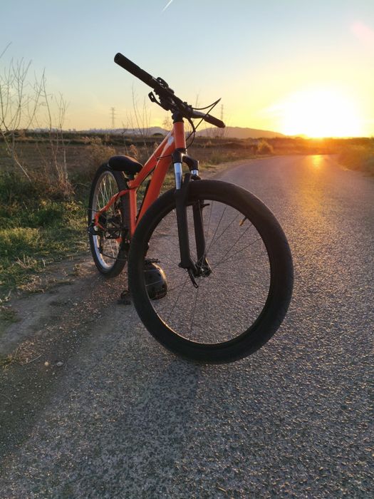 Bicicleta laranja jante 26