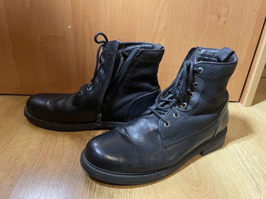 Buty zimowe skórzane rozpinane sznurowane lasocki rozmiar 44