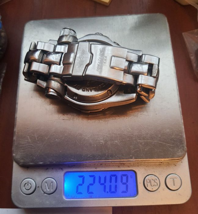 Продам наручний годинник