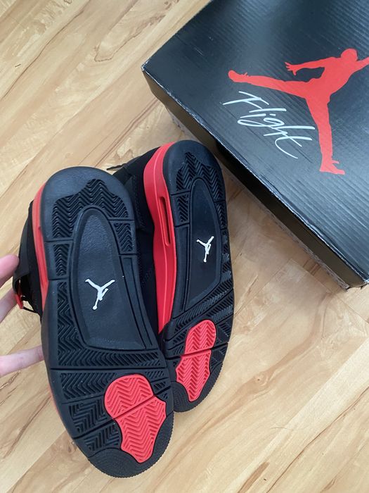 Jordan 4 red thunder