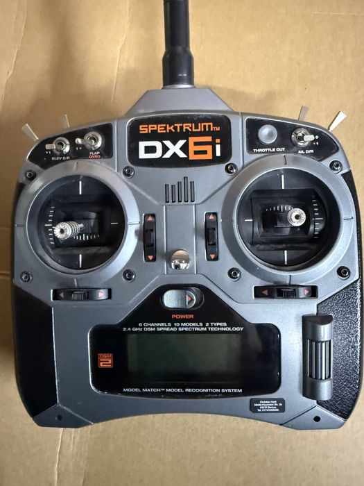 Dron Ghost Chroma kontroler Spektrum dx6i
