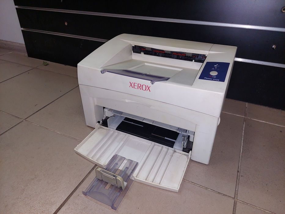 Принтер Xerox Phaser 3122  картридж заправлений