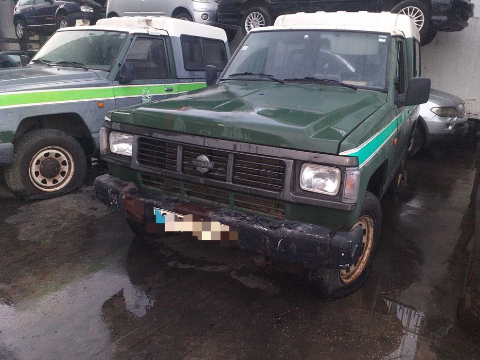Nissan Patrol 260 para venda de peças