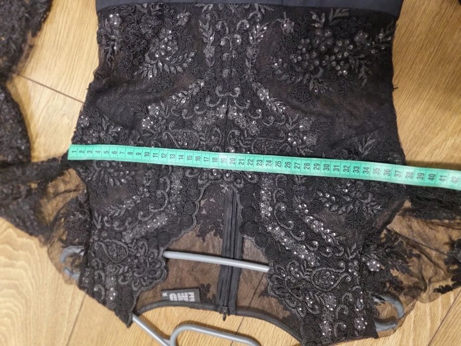 Elegancka granatowa sukienka