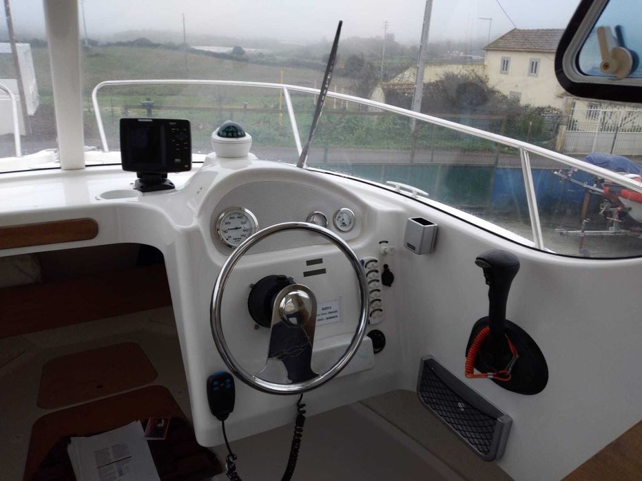 QuickSilver Pilothouse 640 -Ano 2006 8 lugares Classe 4 (exelente pesca e passeio)