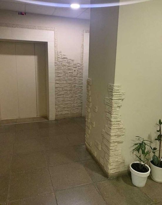 Продам 1-к. квартиру 45,3 кв.м. р Робоча вул. Національної Гвардії  AK