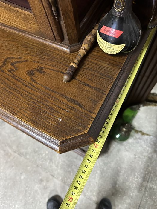 Вітрина комод.