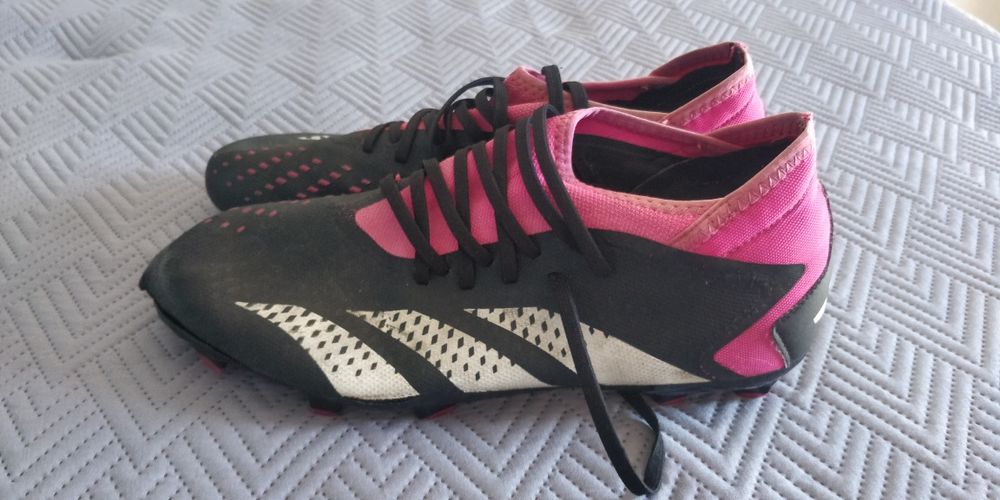 Chuteiras Adidas Predator - Adulto