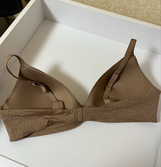 Ліфчик skims wireless form t-shirt demi bra 42c (95c) оригінал