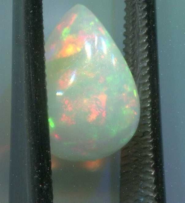 Opala Welo Etíope Natural Polida – 1,95 Quilates (11 mm x 8 mm) Pedra Preciosa Deslumbrante