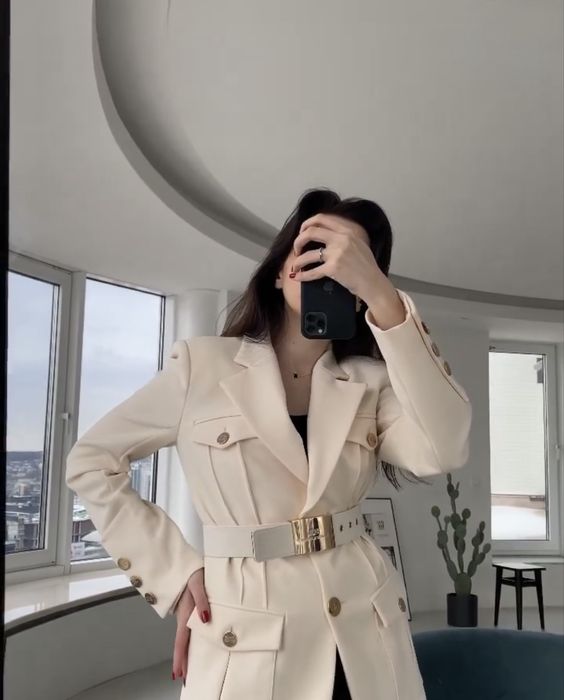 Elisabetta Franchi оригинал бежевый белый молочный Пиджак жакет