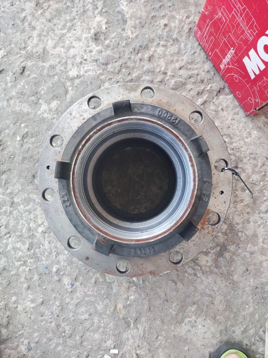 Ступица FRUEHAUF,полуприцеп