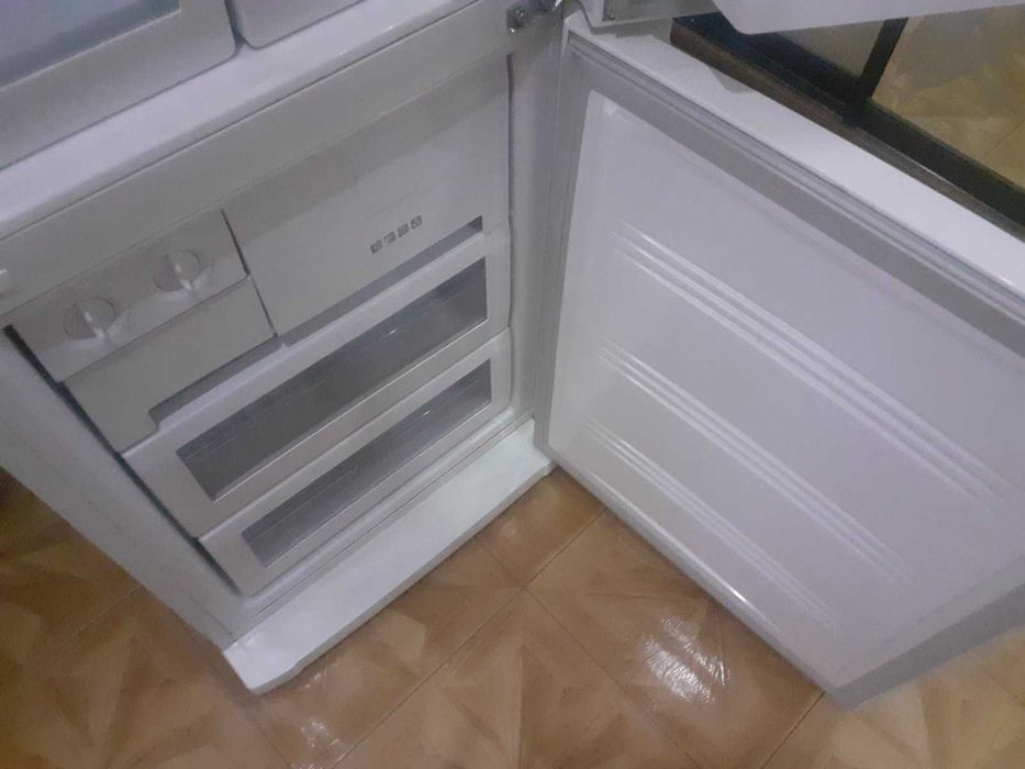 Холодильник Samsung RL36EBSW