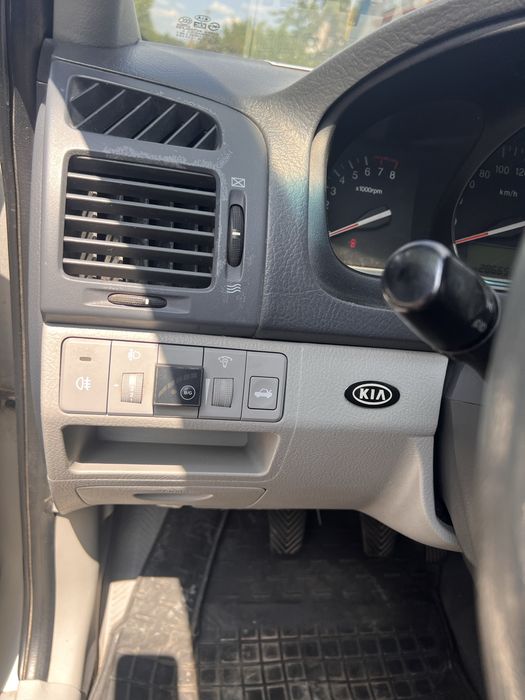 Kia cerato 2.0 2007