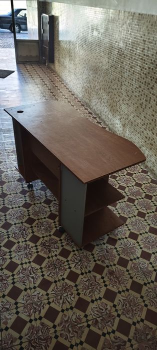 Secretária de trabalho.