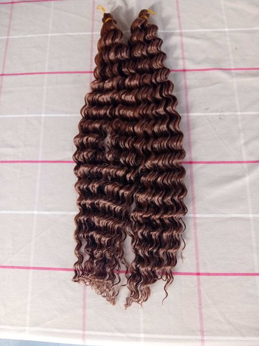 Aplicação de extensão de cabelo humano