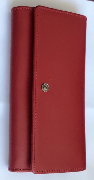 Nowy portfel bordo