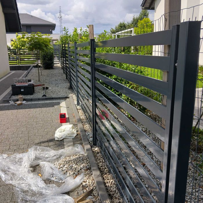 Brama przesuwna, ogrodzenia palisadowe, bramy,  ogrodzenia panelowe