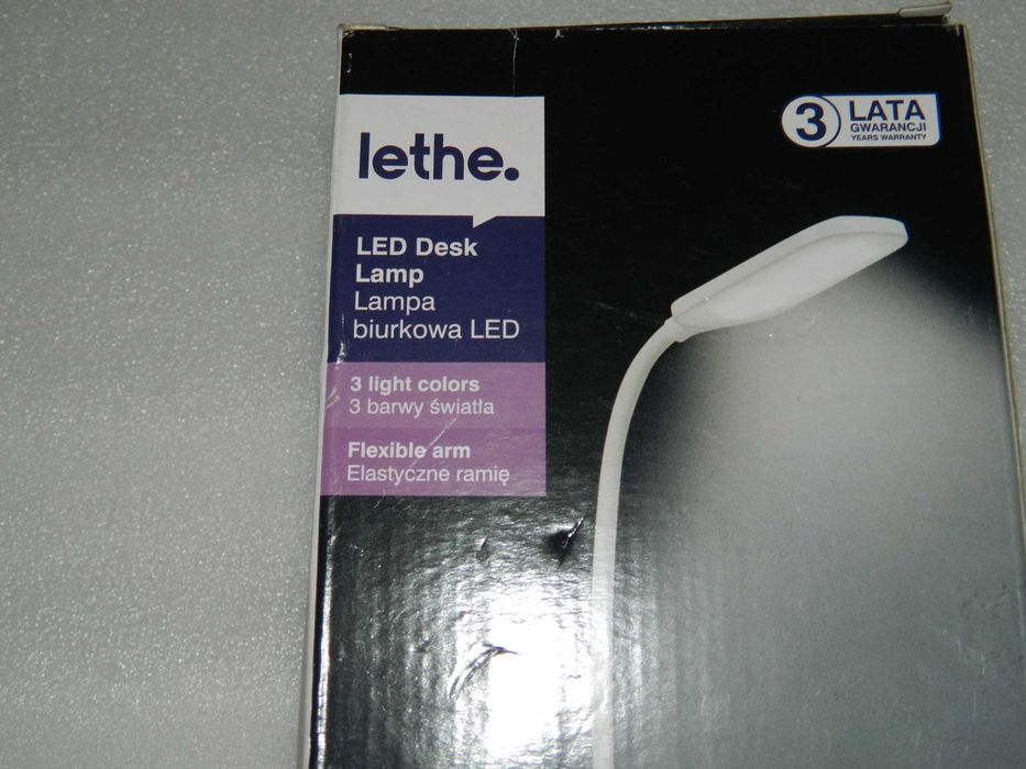 Lampa biurkowa LED Nowa