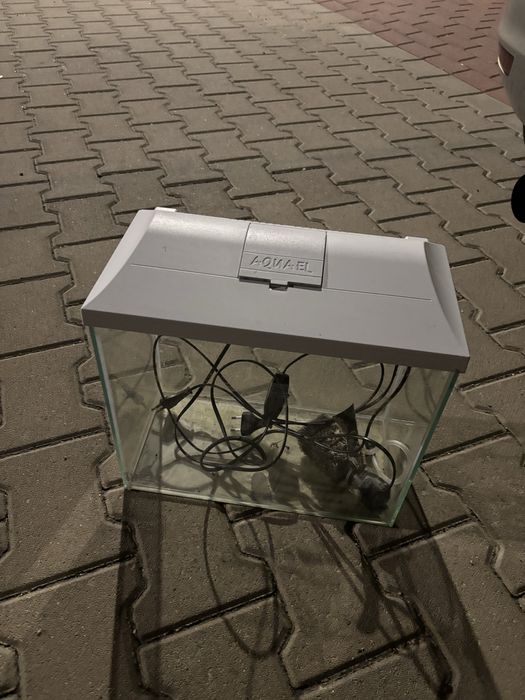 Akwarium Aquael 13 l – pokrywa, LED + filtr