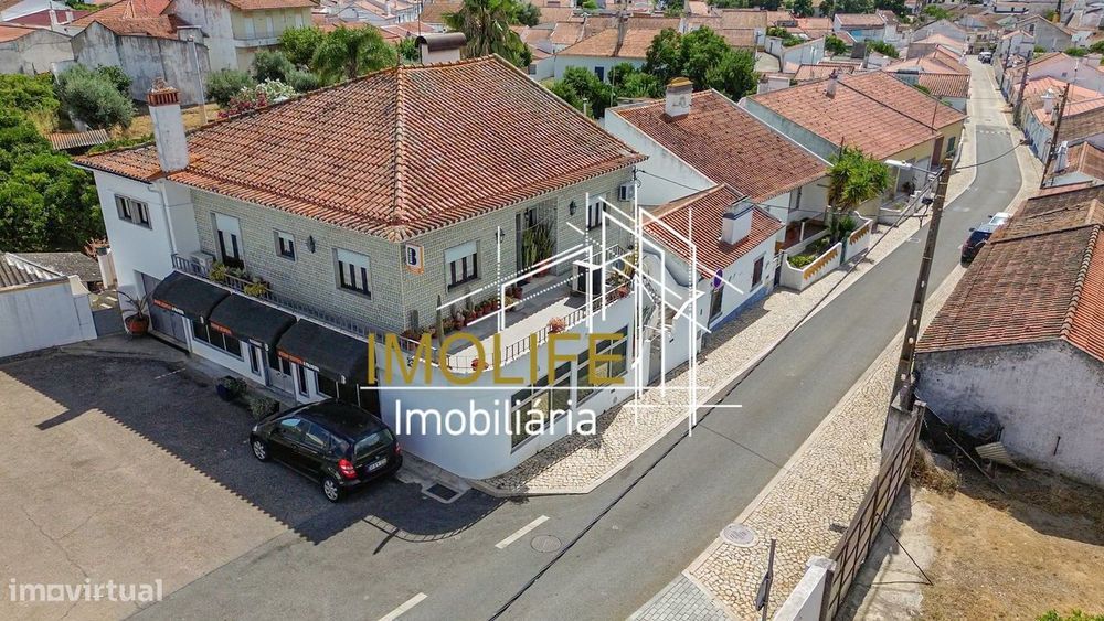 Moradia T3 com quintal em Cabeção