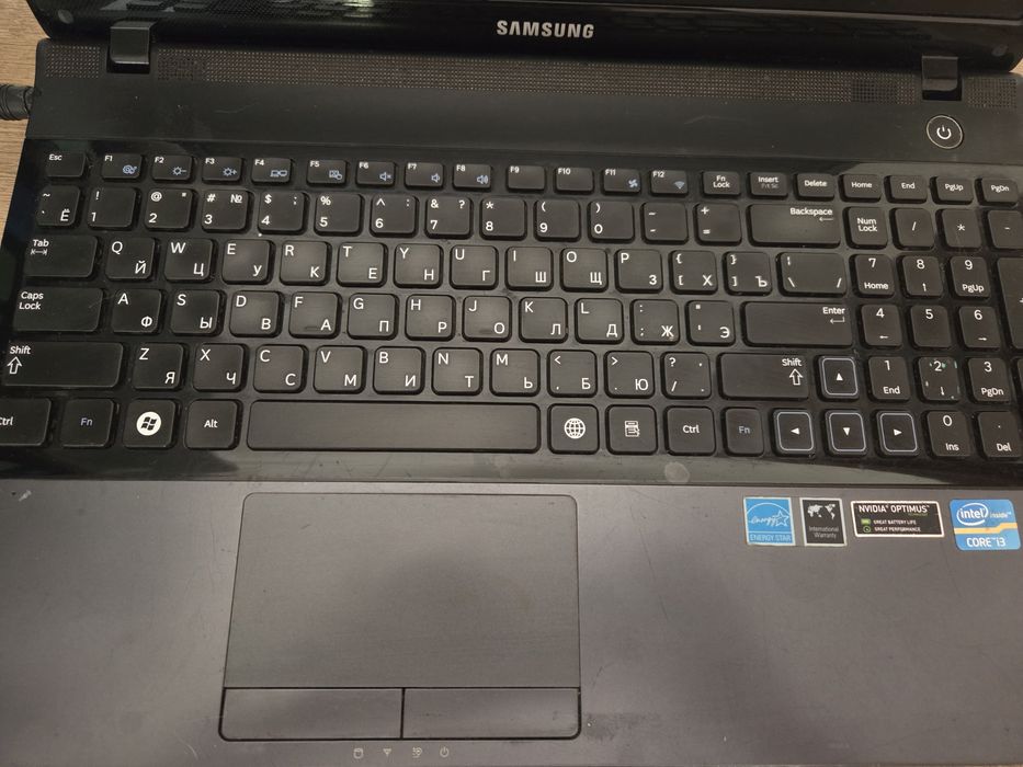 Portátil Samsung Série 3 (i3 / 5GB RAM / Nvidia GeForce / Bateria NOVA)