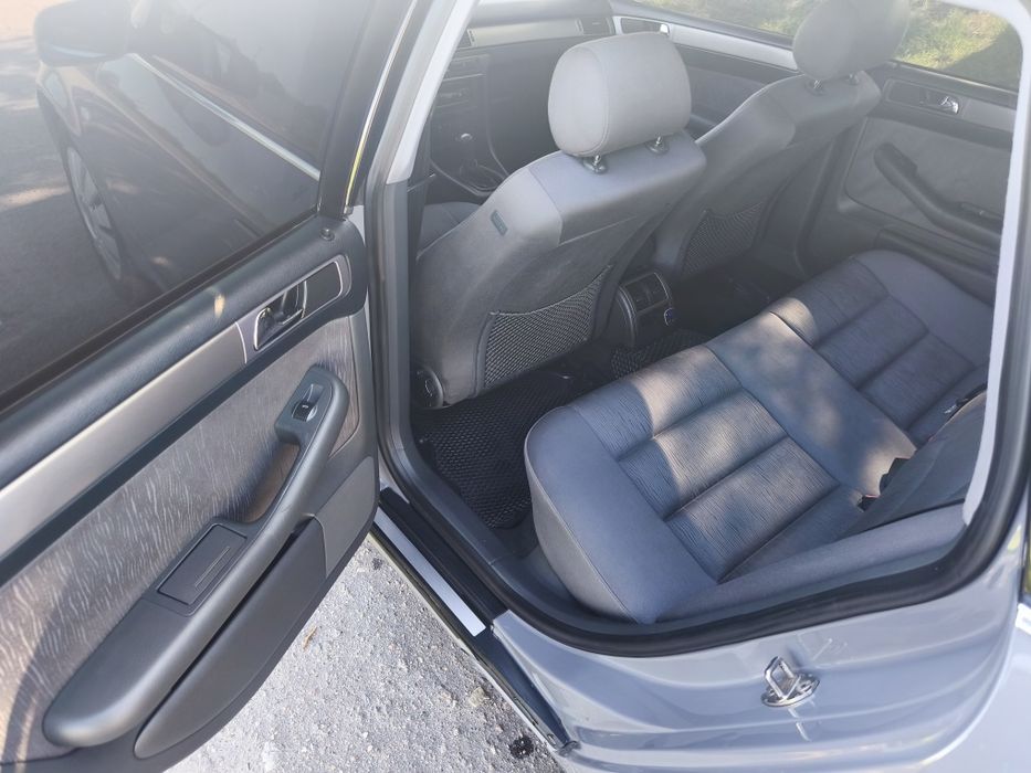 Audi a6c5 Пишіть