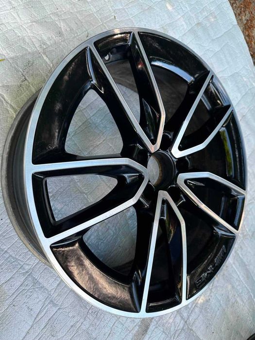 Mercedes C Klasa W205 AMG Pojedyncza Felga 19