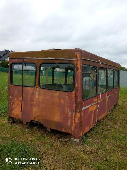 Pakamera, blaszak, osinobus,barak