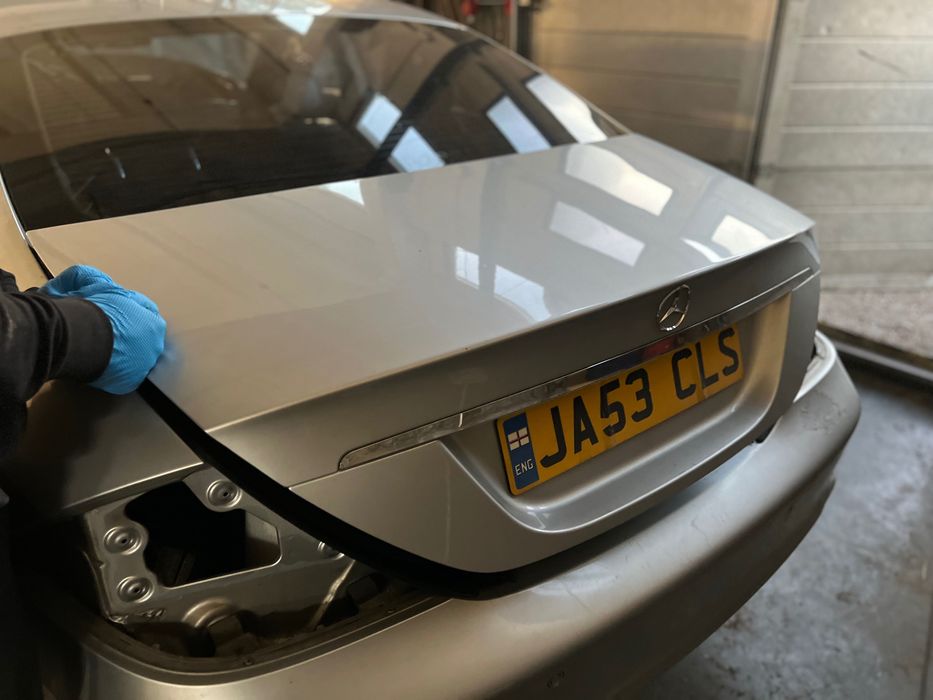 Klapa bagażnika Mercedes CLS W219 C775 pierwszy lakier