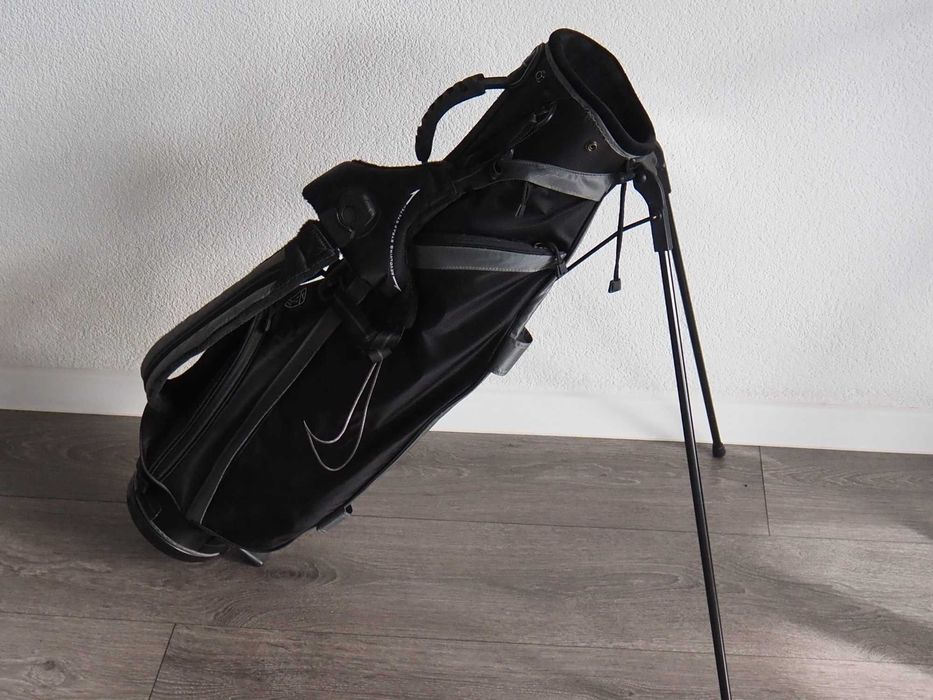 Torba golfowa Nike StandBag z nóżkami