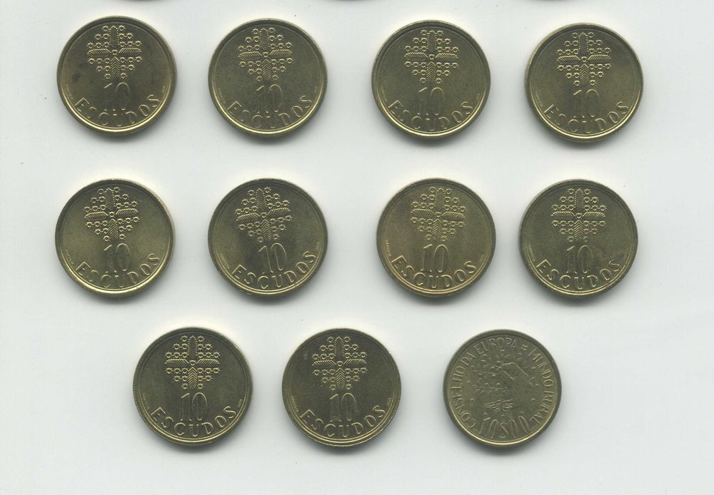 Coleção de 15 moedas de 10 escudos