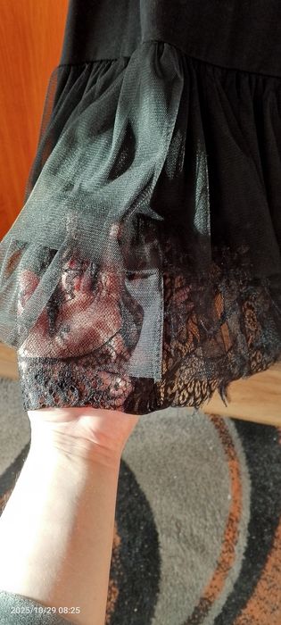 Halka czarna większą