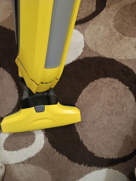 Миючий пилосос Karcher FC 5 Cordless (1.055-601.0)
Жовтий
Об'єм пилозб