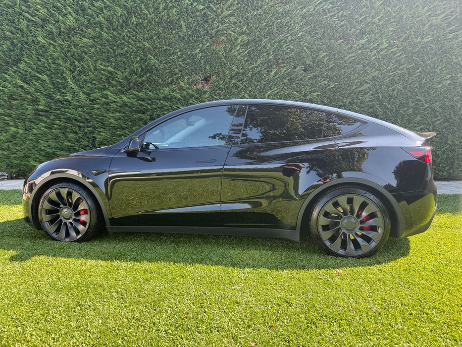 Tesla Model Y Performance Tração Integral
